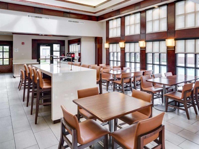 悦府波士顿沃尔瑟姆酒店 外观 照片